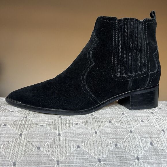 Marc Fisher Yohani Black Suede Ankle Bootie Boots Women 8 M Pointed Toe Western - Picture 2 of 16